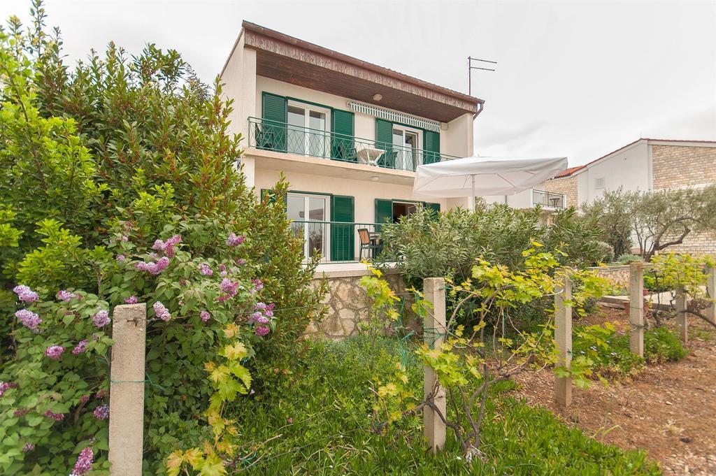 Apartments Milka 沃迪切 外观 照片